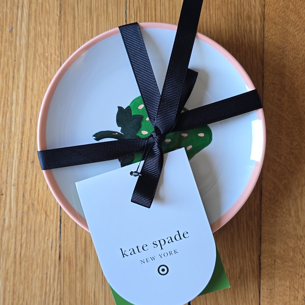 NWT, kate spade new york x Target, 4pc Strawberry Melamine Appetizer Plate Set